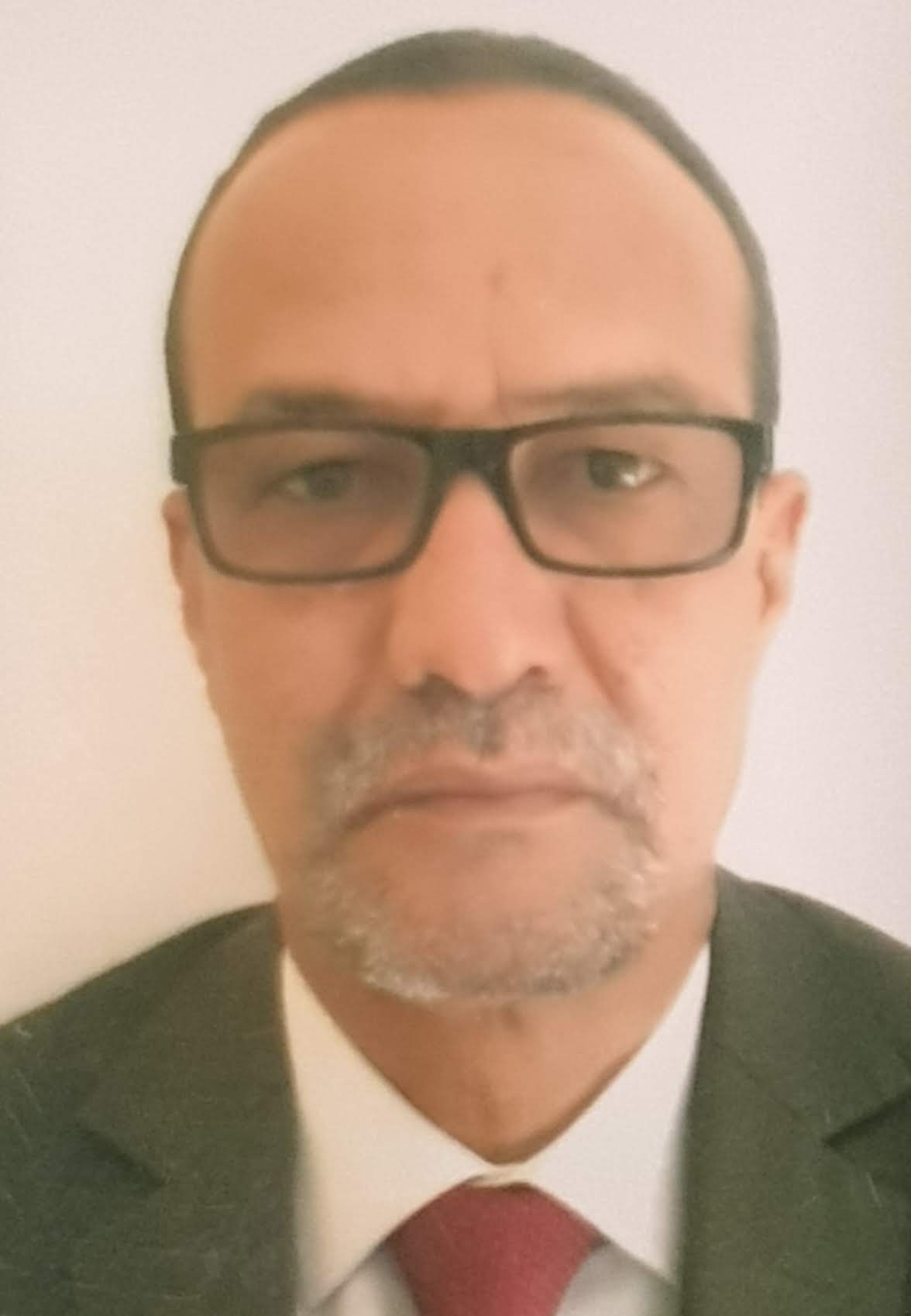 Indépendance ou décolonisation : une lecture critique