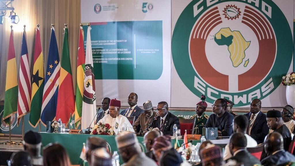 La Cedeao menace la Guinée-Bissau de « sanctions ciblées » après le coup d’État 