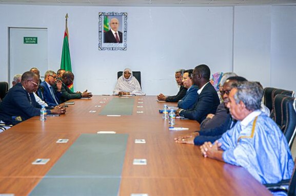 Installation du comité mixte chargé de préparer la convention collective de travail