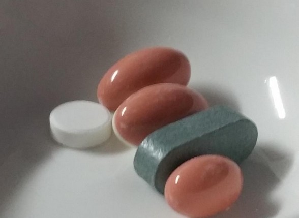 Douze accusés dans l’affaire des comprimés hallucinogènes libérés par décision du juge d’instruction