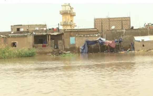 Les inondations isolent les villages et submergent les zones agricoles dans la région du Trarza