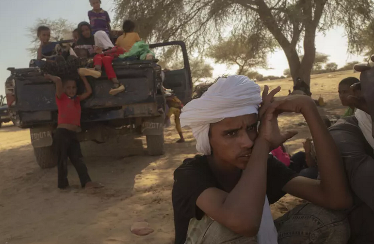 Au Mali, l’exode silencieux des habitants de Léré, étranglés par le blocus jihadiste