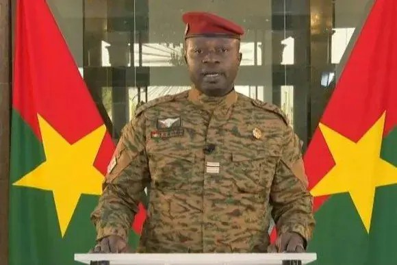 Le Togo confirme avoir extradé l'ex-putschiste Paul Henri Damiba vers le Burkina Faso