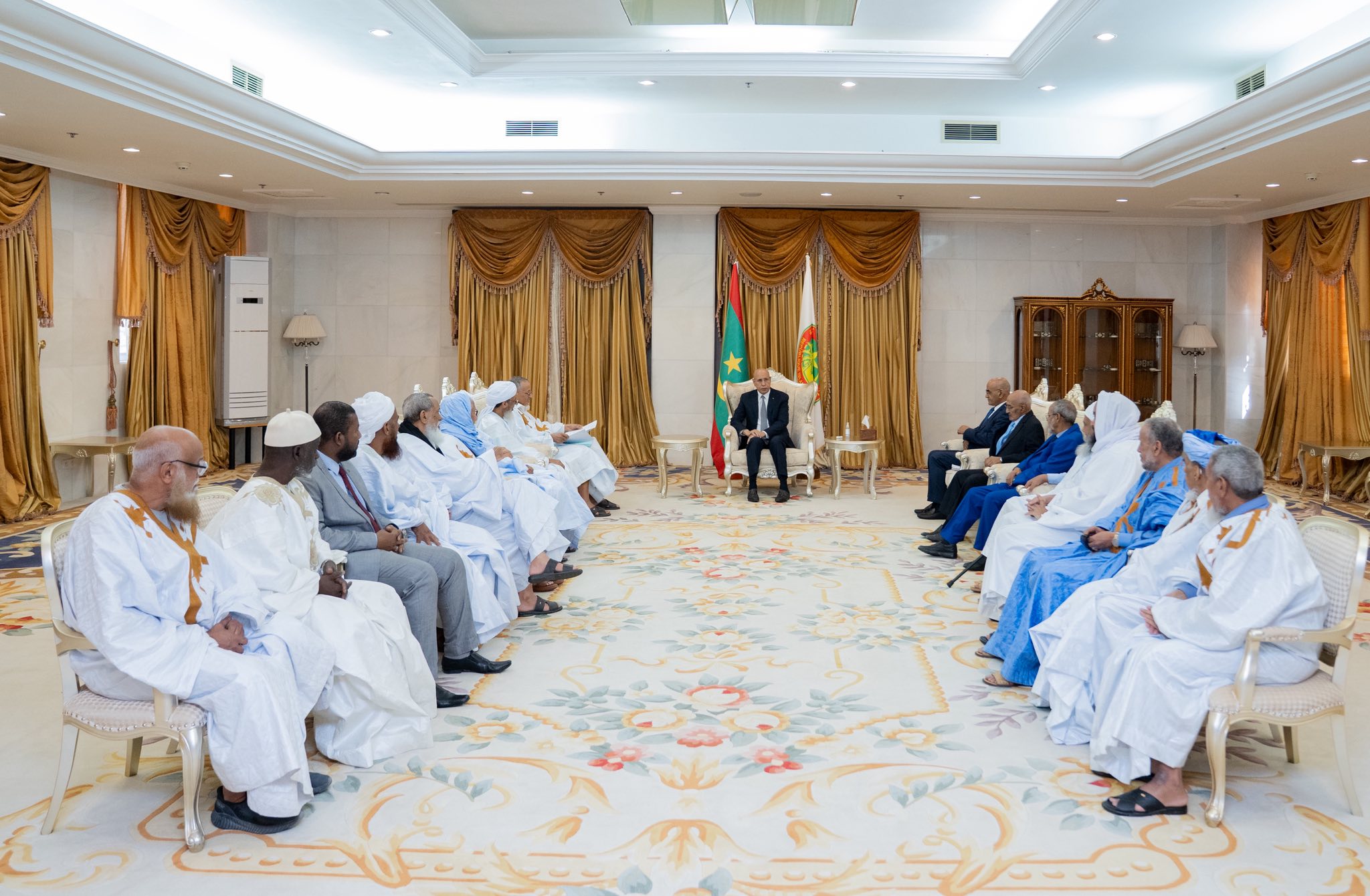 Le Président de la République reçoit le Comité des Oulémas Mauritaniens chargé du dialogue avec les prisonniers salafistes