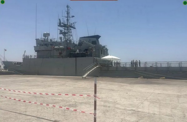 Un navire espagnol effectue des exercices conjoints avec la marine mauritanienne à Nouadhibou