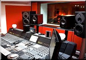 Productions d’album musicaux sur le marché : Le calvaire des 'Coyotes'.            